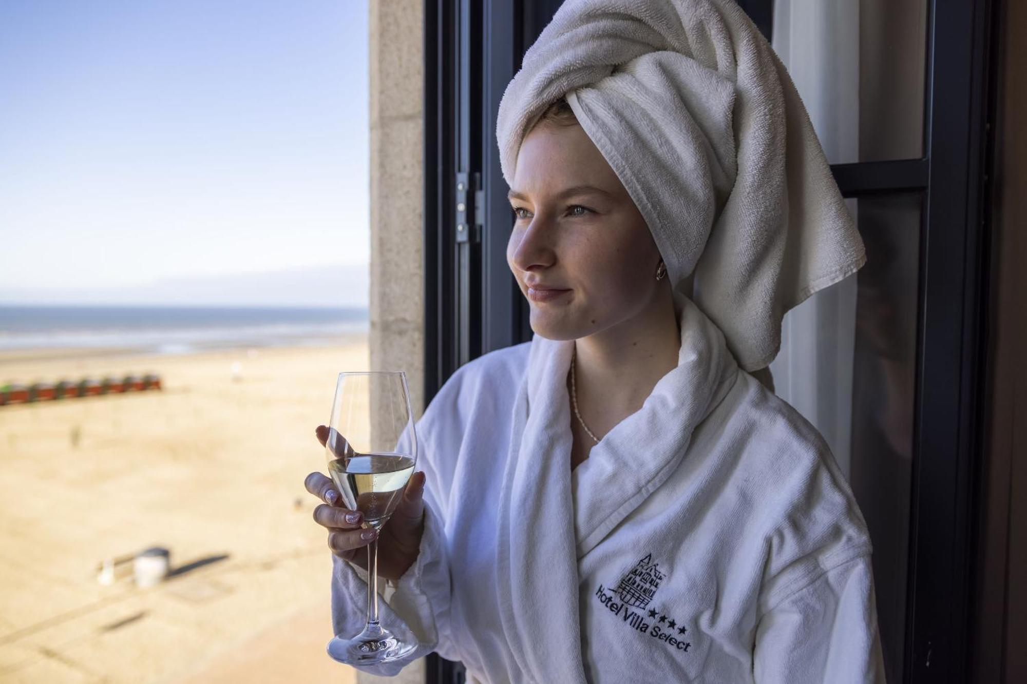 Hotel Villa Select De Panne Bagian luar foto
